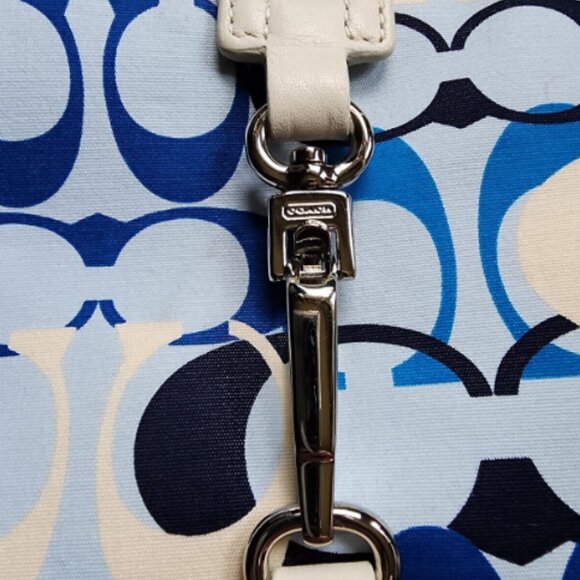 VTG Coach Signature Leather Trim Blue & White Hobo Bag Purse w/Matching Wristlet - Picture 7 of 14